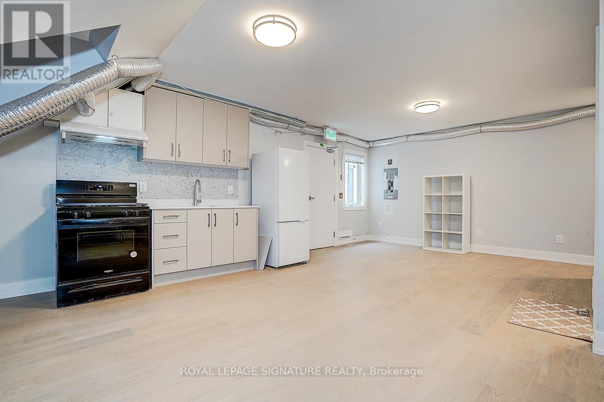 5 - 252 Annette Street, Toronto, Ontario  M6P 1R1 - Photo 12 - W13214258
