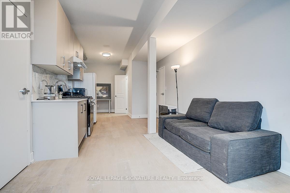 2 - 252 Annette Street, Toronto, Ontario  M6P 1R1 - Photo 11 - W13214234
