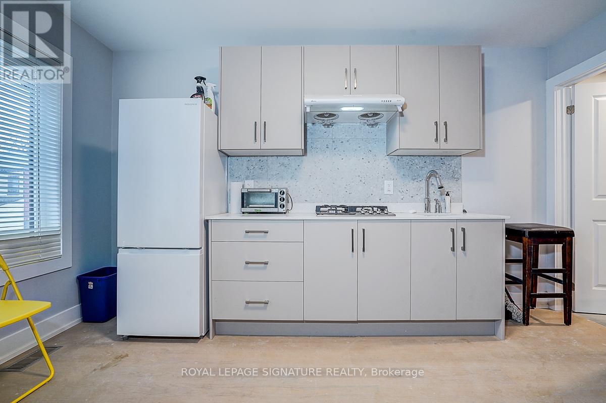 3 - 252 Annette Street, Toronto, Ontario  M6P 1R1 - Photo 9 - W13214272