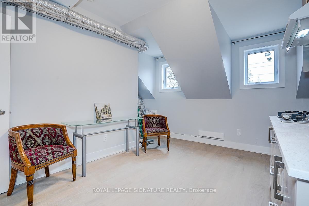 6 - 252 Annette Street, Toronto, Ontario  M6P 1R1 - Photo 12 - W13214352