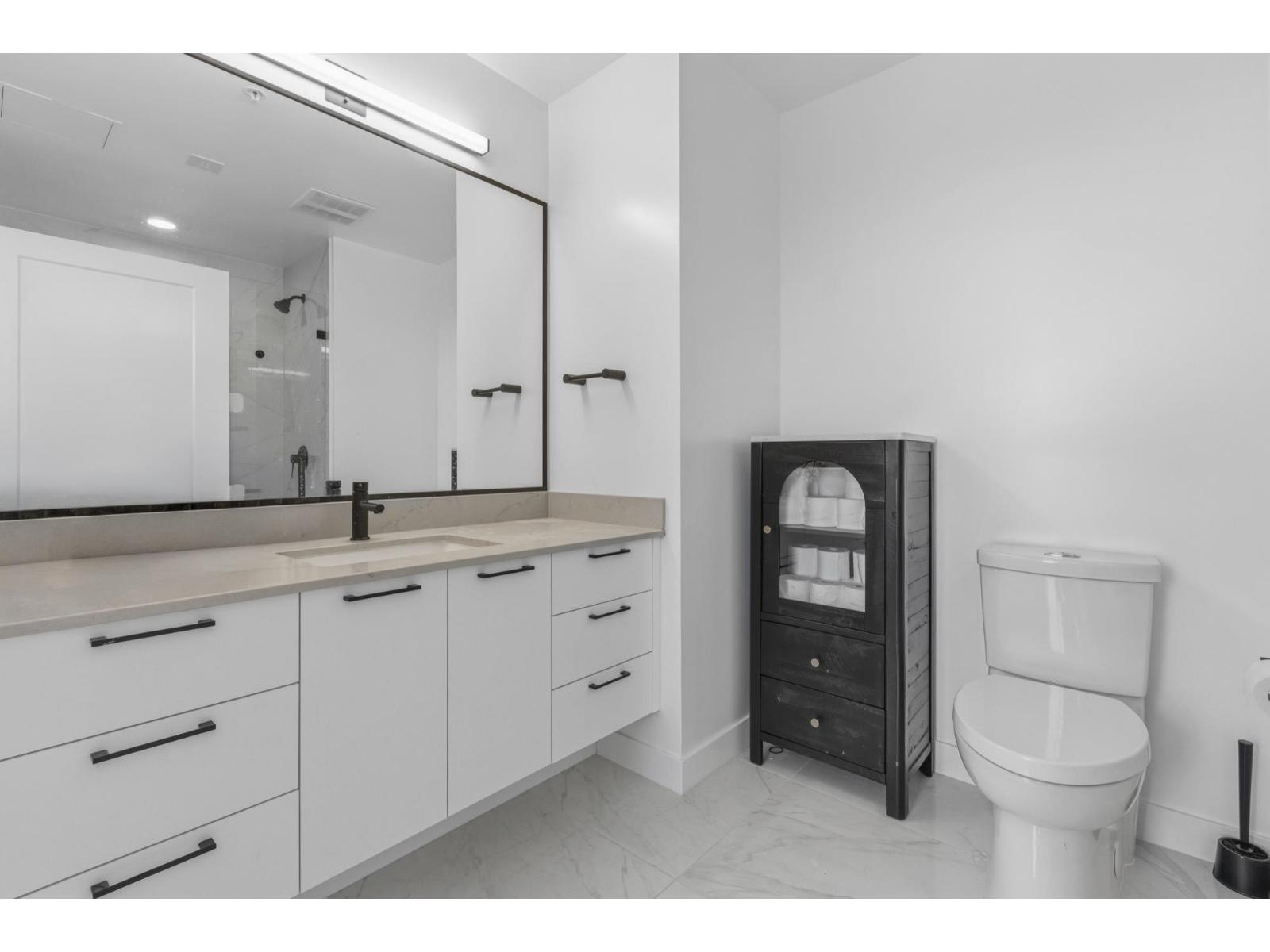 1408 8551 201 Street, Langley, British Columbia  V2Y 3Y5 - Photo 11 - R3113365