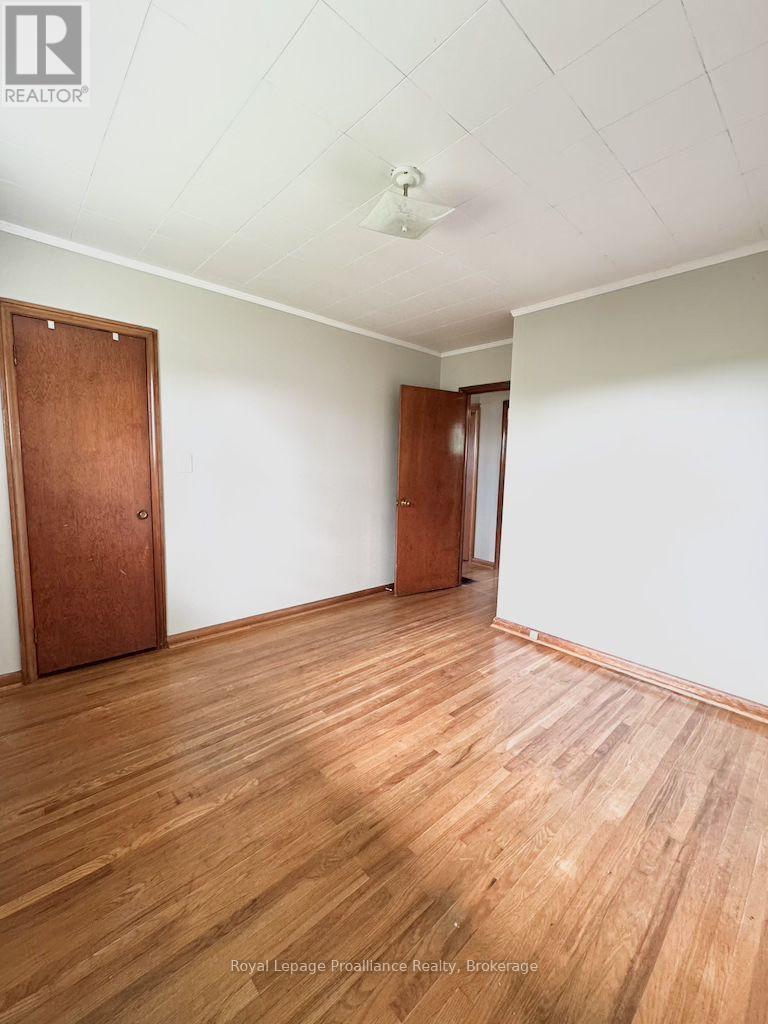 886d Grills Road, Quinte West, Ontario  K8N 4Z5 - Photo 17 - X13216584