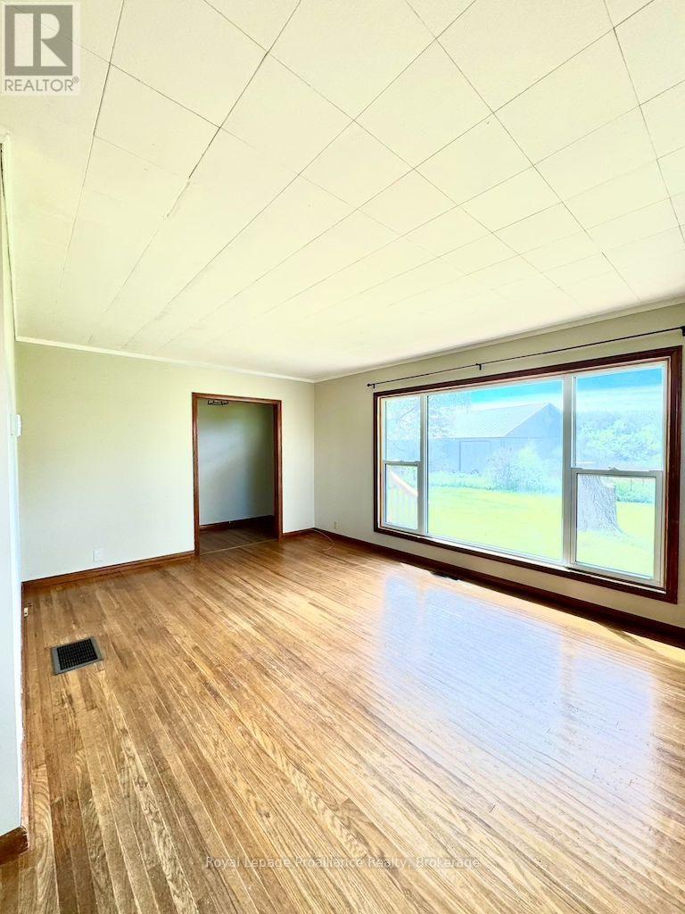 886d Grills Road, Quinte West, Ontario  K8N 4Z5 - Photo 8 - X13216584