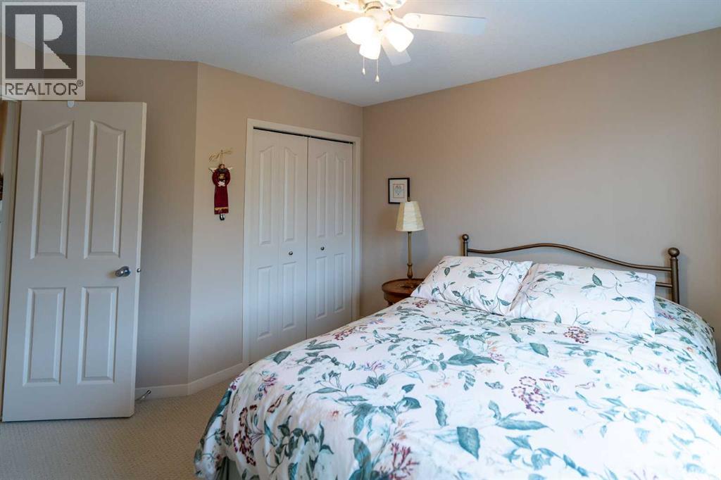 22 Rockyvalley Villas NW, Calgary, Alberta  T3G 5X3 - Photo 17 - A2314192