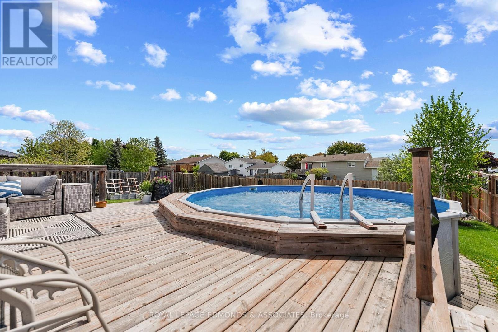 621 Johnston Crescent, Pembroke, Ontario K8A 0C3 - Photo 37 - X13216546