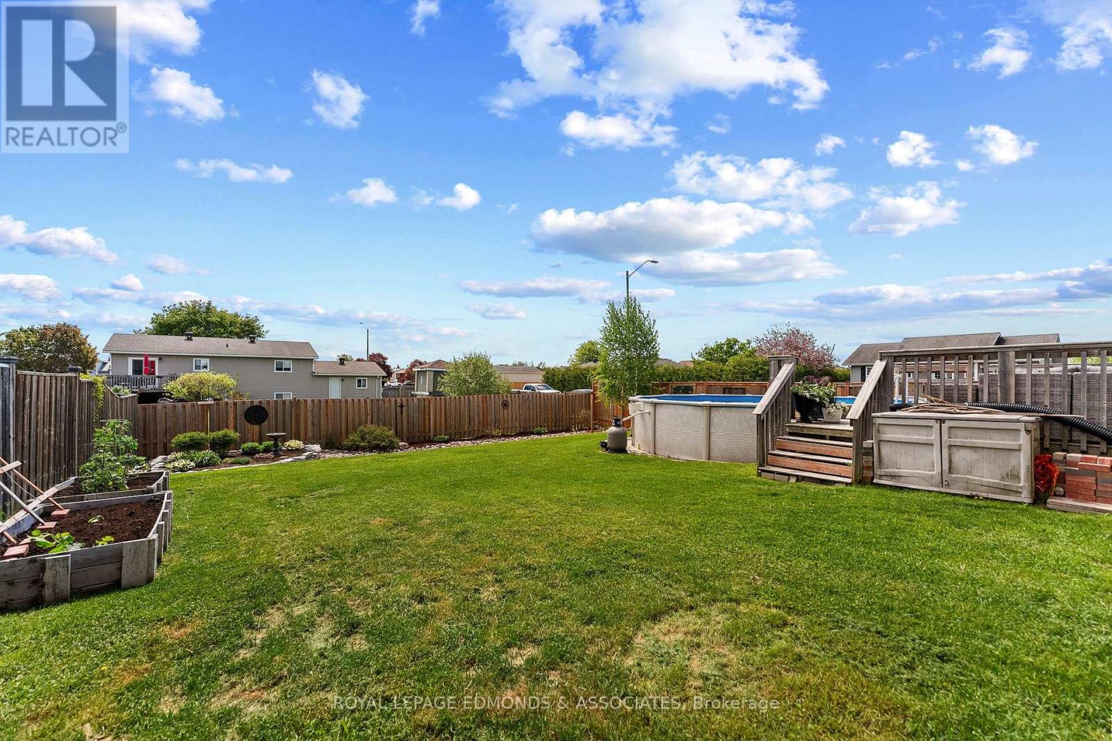 621 Johnston Crescent, Pembroke, Ontario K8A 0C3 - Photo 39 - X13216546