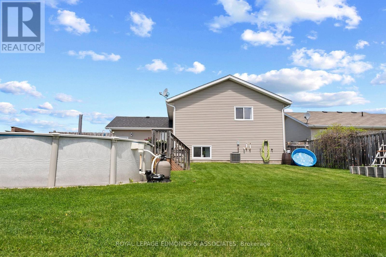 621 Johnston Crescent, Pembroke, Ontario K8A 0C3 - Photo 41 - X13216546