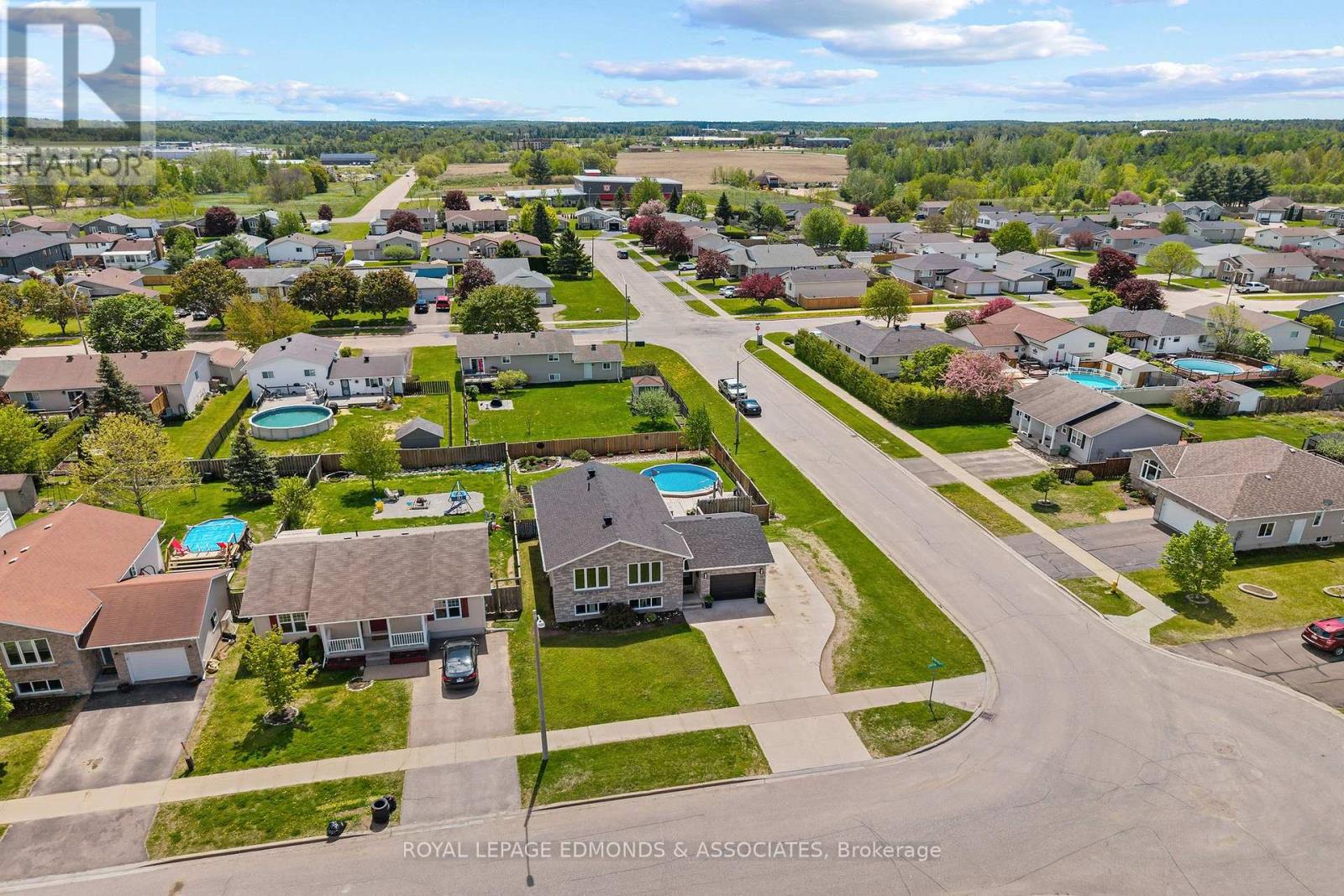 621 Johnston Crescent, Pembroke, Ontario K8A 0C3 - Photo 44 - X13216546