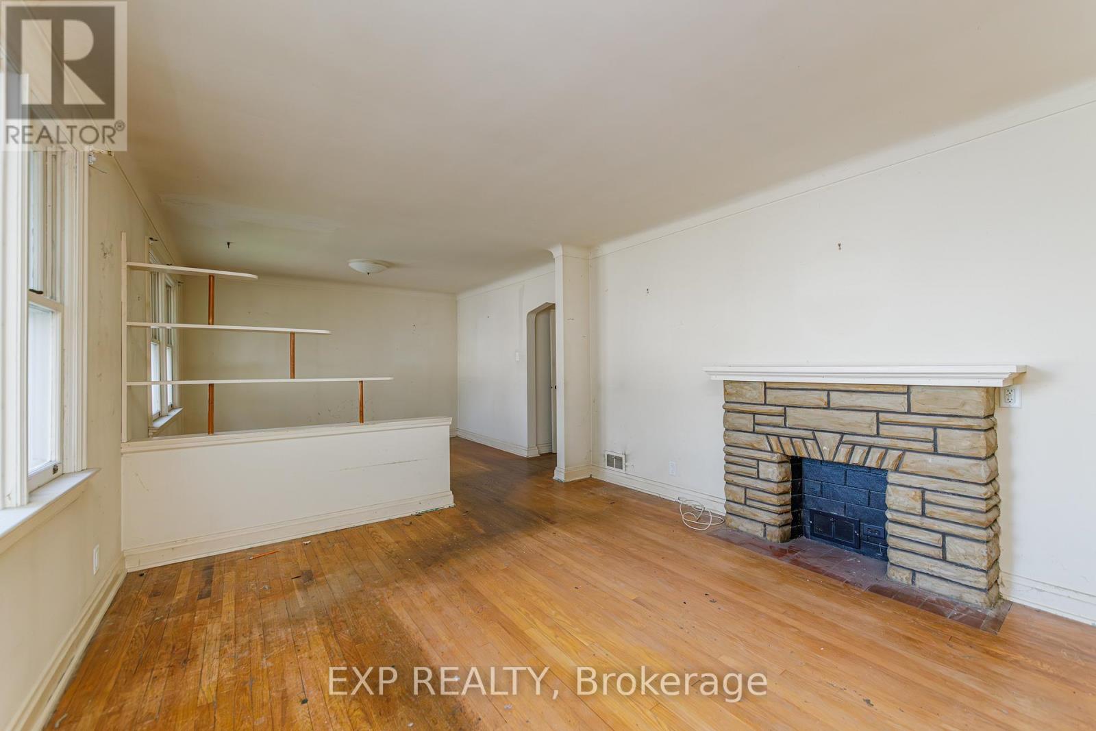 252 Woodroffe Avenue, Ottawa, Ontario K2A 3V4 - Photo 3 - X13216382