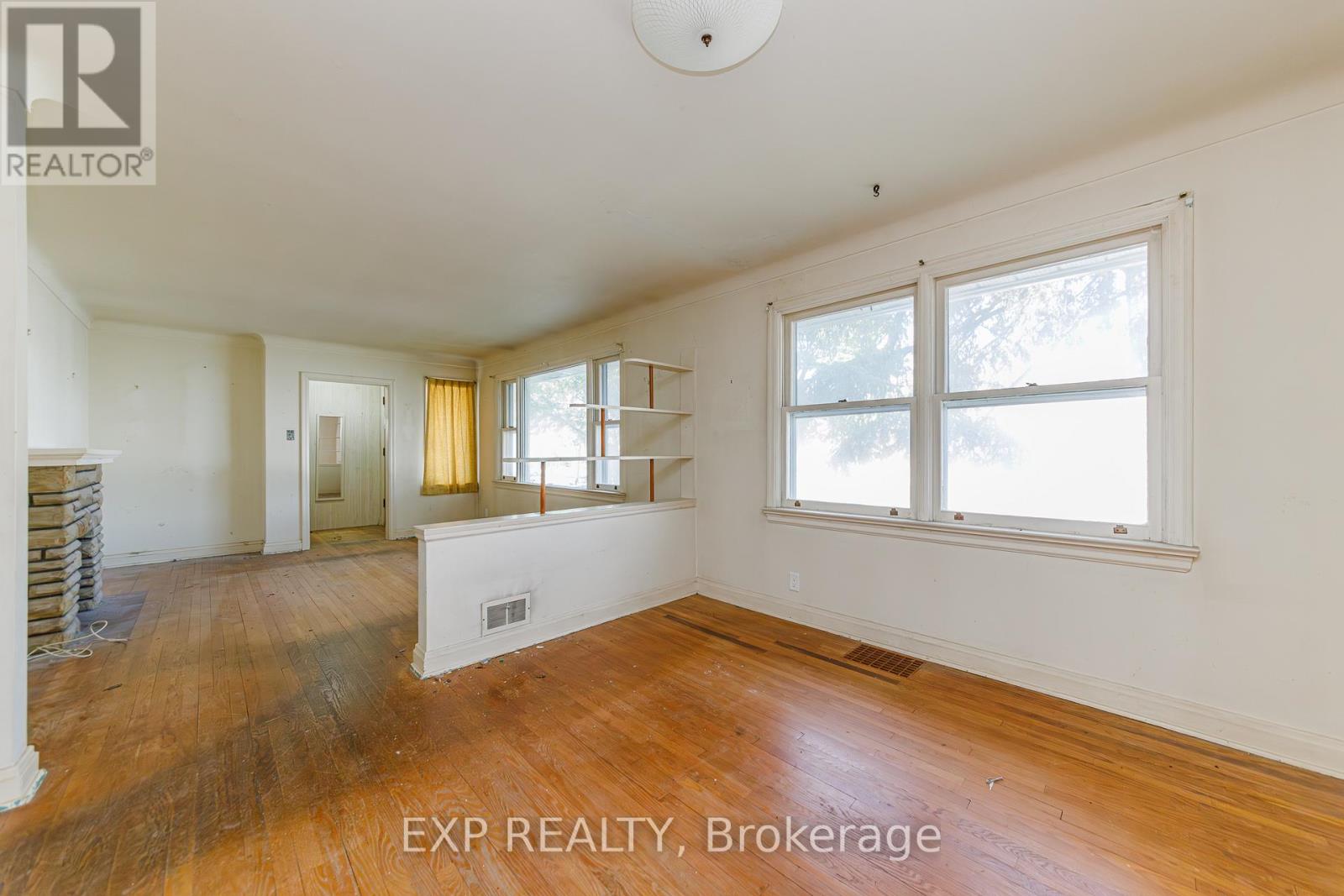 252 Woodroffe Avenue, Ottawa, Ontario K2A 3V4 - Photo 4 - X13216382