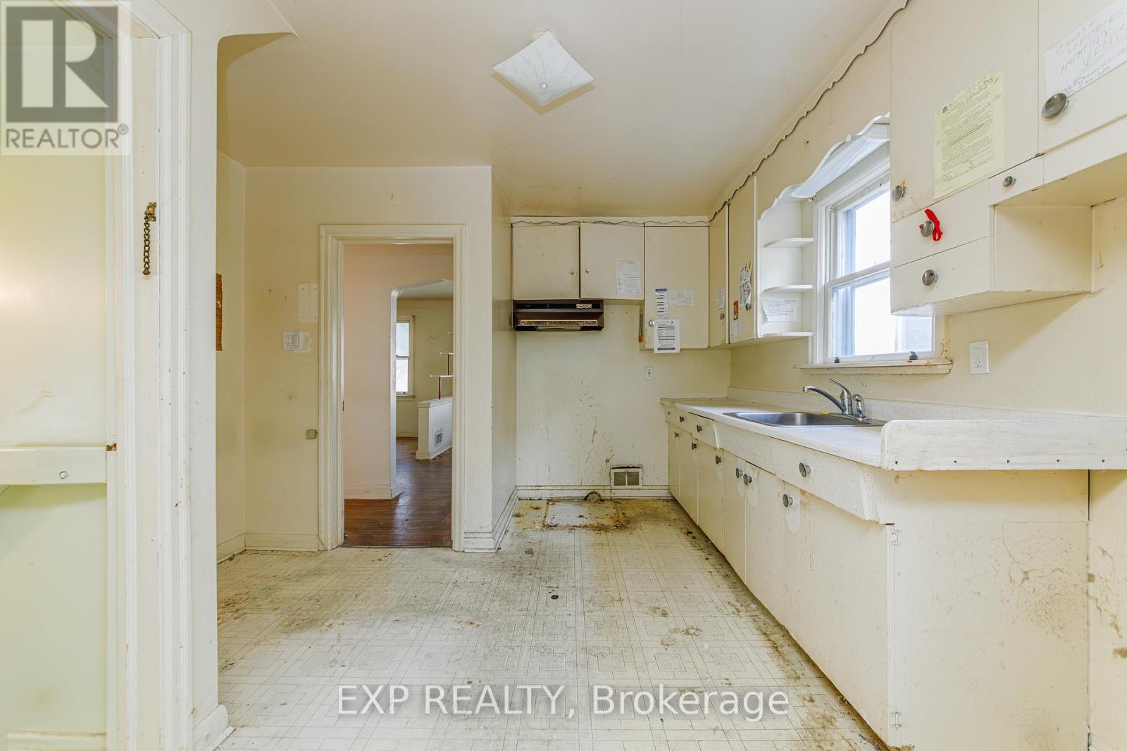 252 Woodroffe Avenue, Ottawa, Ontario K2A 3V4 - Photo 7 - X13216382