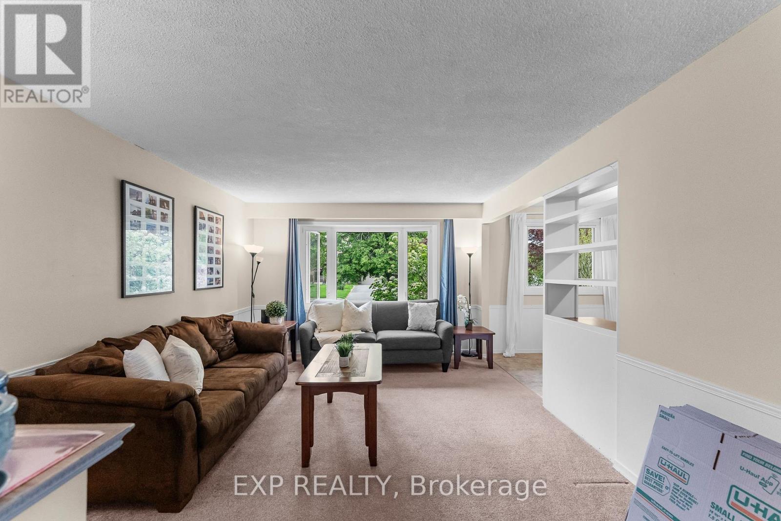 11 Abraham Drive, St. Catharines, Ontario  L2M 6K7 - Photo 3 - X13216370