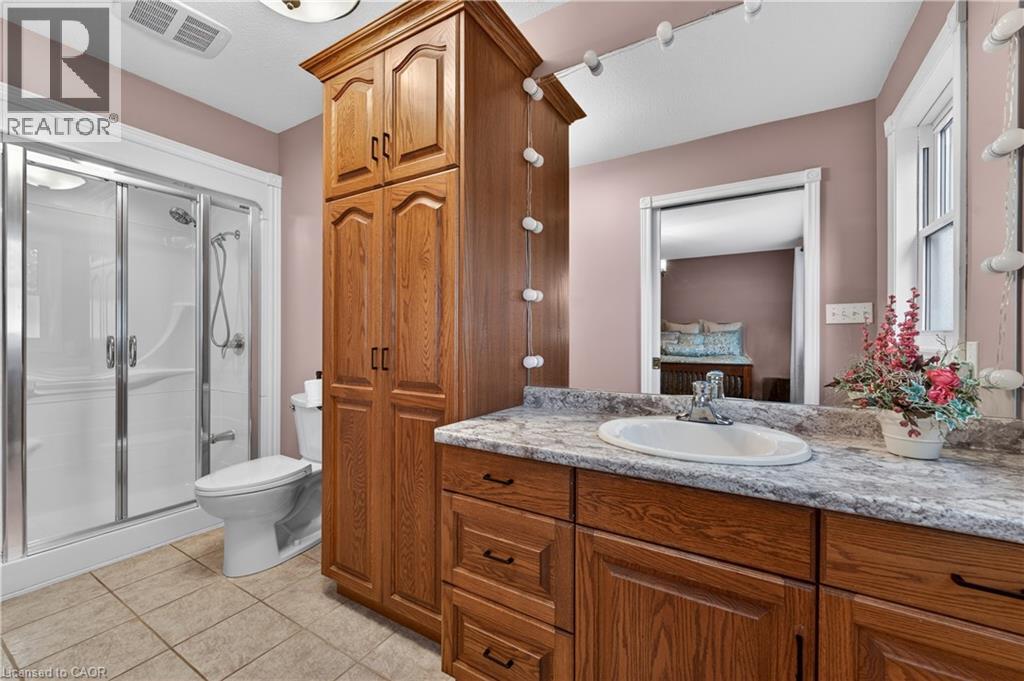 136 Mountain Street, Grimsby, Ontario  L3M 4E7 - Photo 32 - 40834881