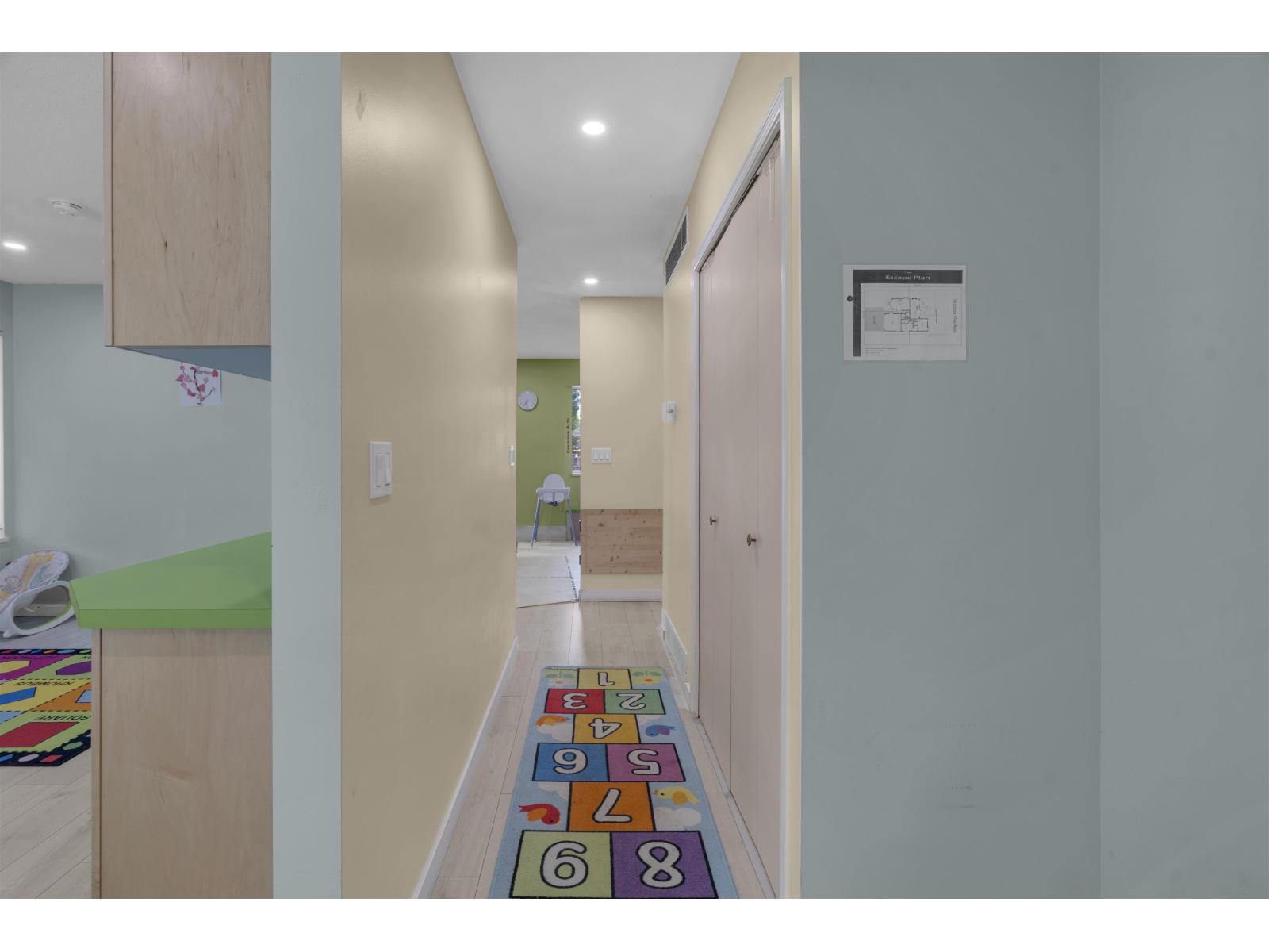 17209 62a Ave, Surrey, British Columbia  V3S 6V6 - Photo 11 - R3126464