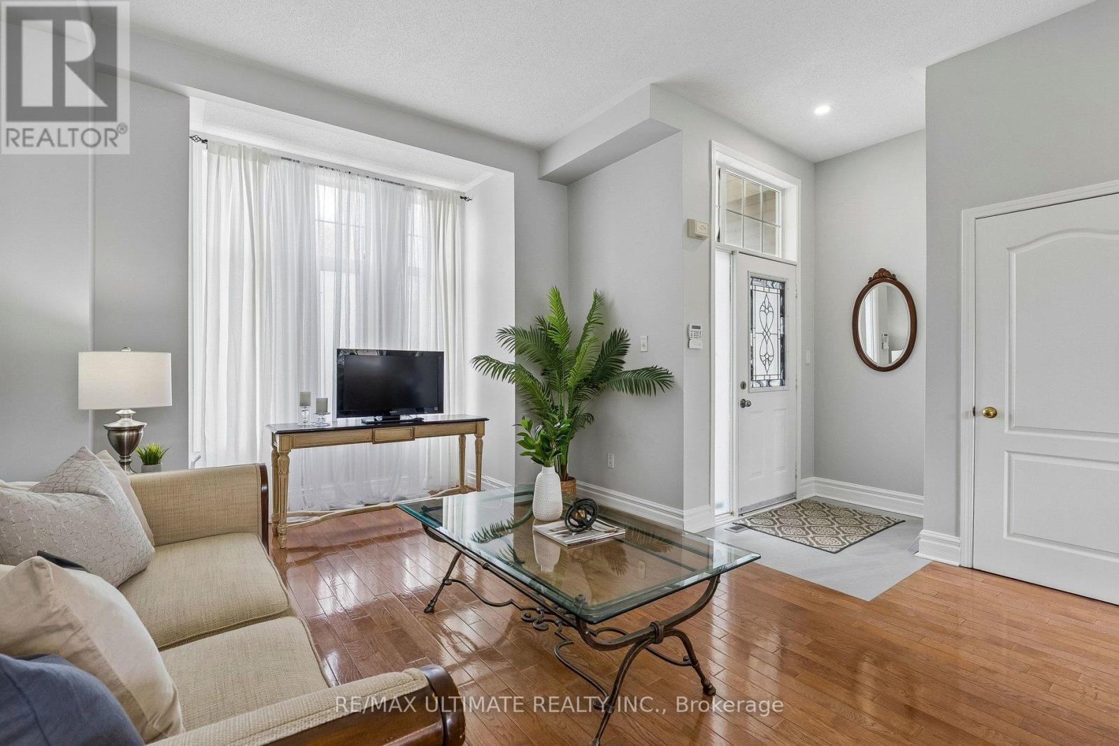 205 Walkerville Road, Markham, Ontario  L6B 1B9 - Photo 3 - N13149496