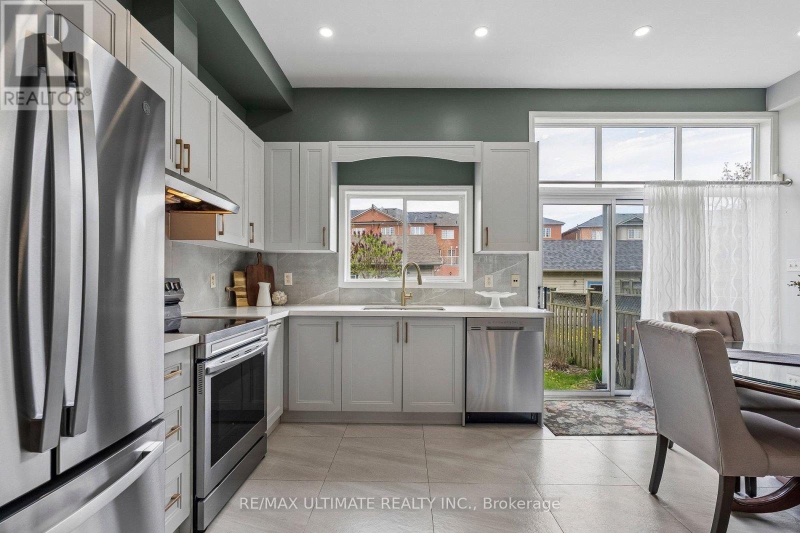 205 Walkerville Road, Markham, Ontario  L6B 1B9 - Photo 9 - N13149496
