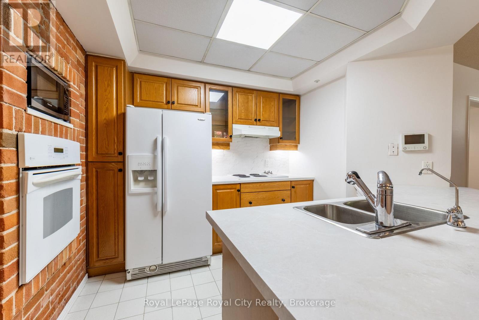 101 - 57 Suffolk Street W, Guelph, Ontario N1H 2J1 - Photo 5 - X13216432