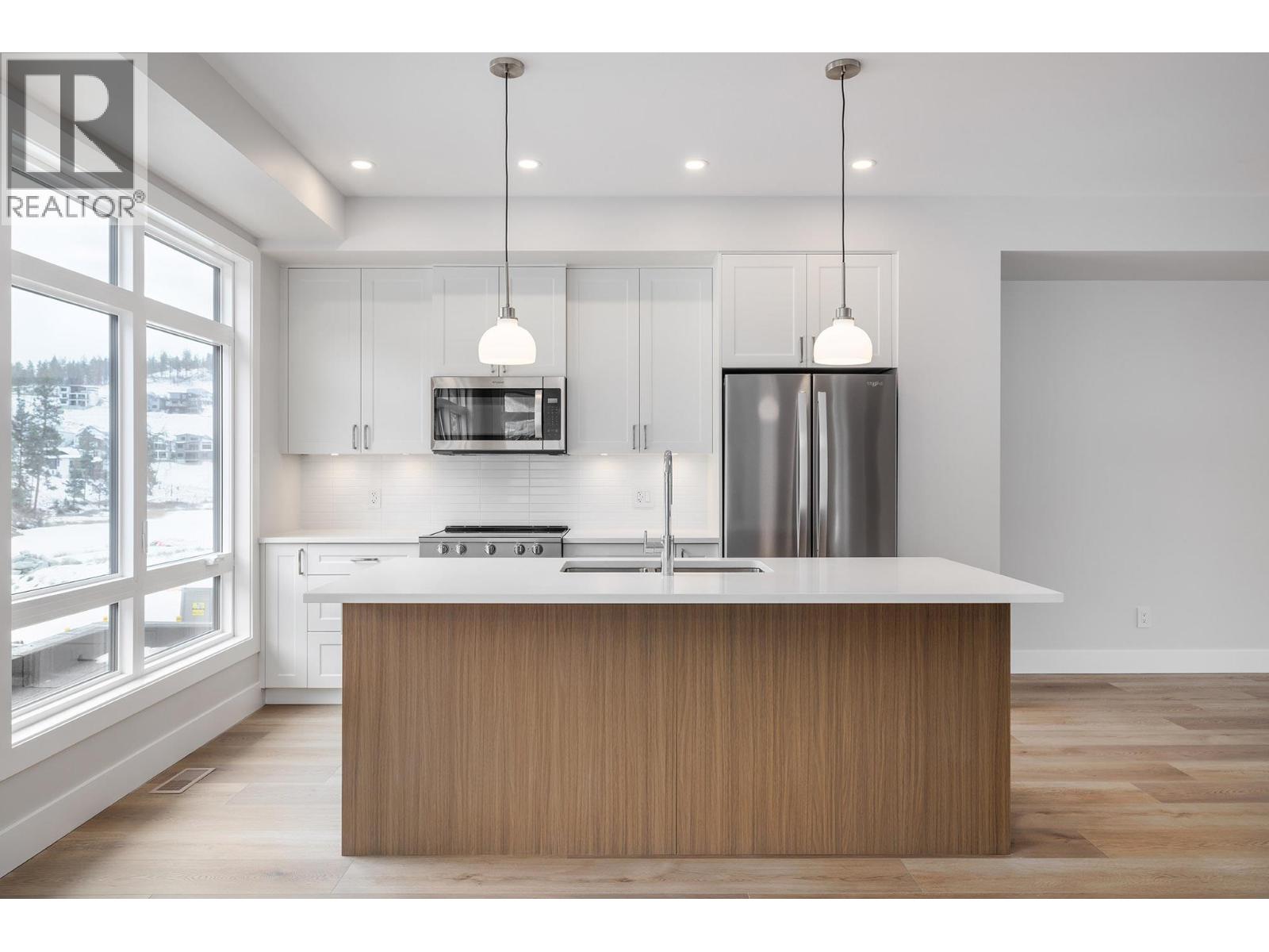3425 Hilltown Drive Unit# 5, Kelowna, British Columbia  V1V 2B5 - Photo 9 - 10389481
