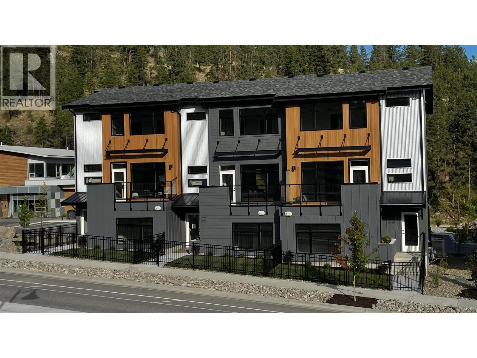 3425 Hilltown Drive Unit# 5, Kelowna, British Columbia  V1V 2B5 - Photo 38 - 10389481