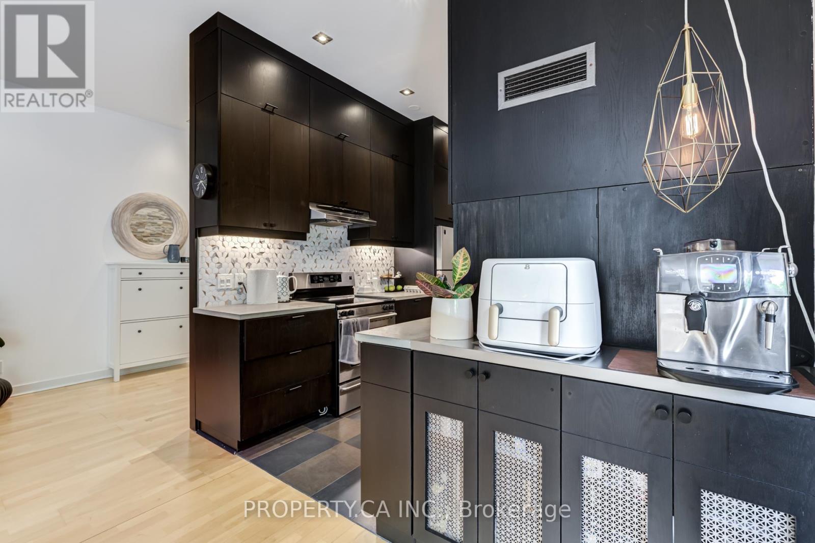 129 - 139 Merton Street, Toronto, Ontario  M4S 3G7 - Photo 13 - C13216388