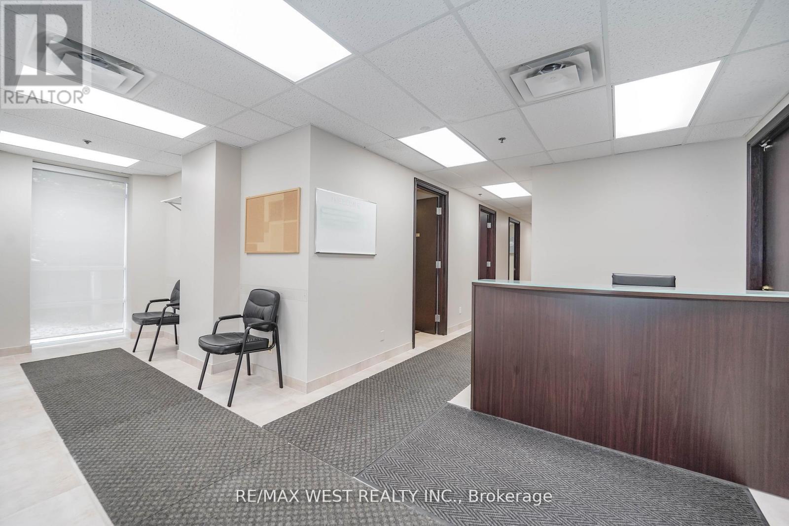 C1 & C3 - 800 Sheppard Avenue W, Toronto, Ontario  M3H 6B4 - Photo 8 - C13216410