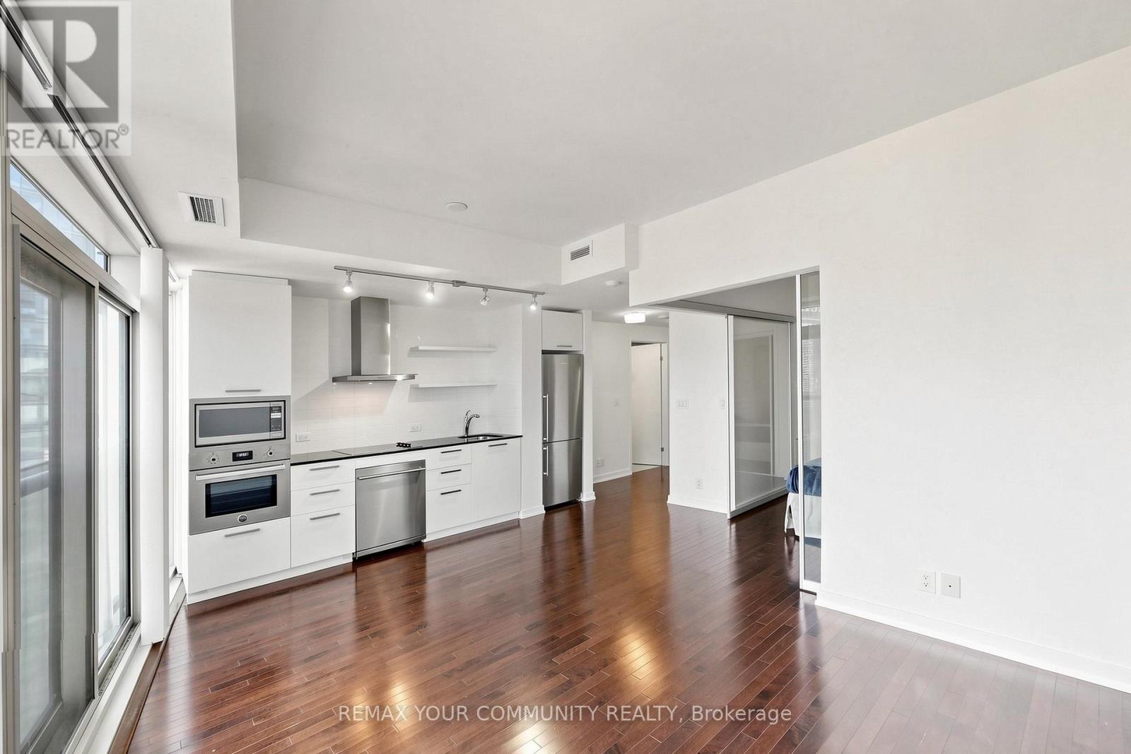3901 - 12 York Street, Toronto, Ontario  M5J 0A9 - Photo 3 - C13216480