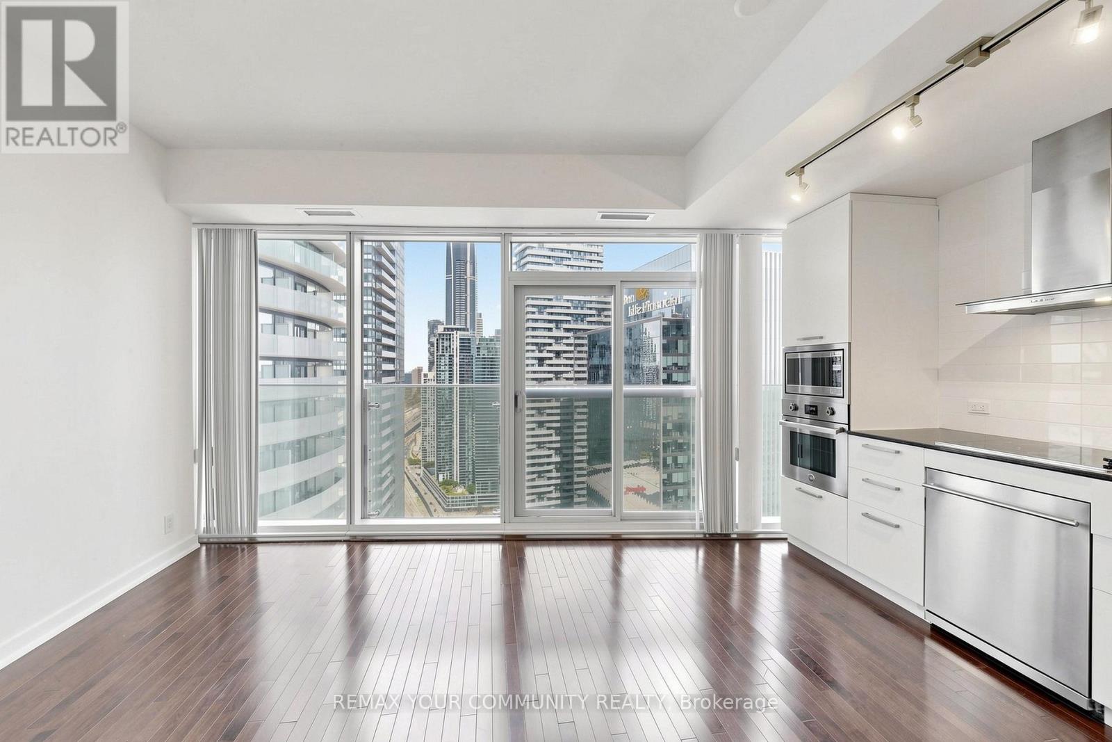 3901 - 12 York Street, Toronto, Ontario  M5J 0A9 - Photo 4 - C13216480
