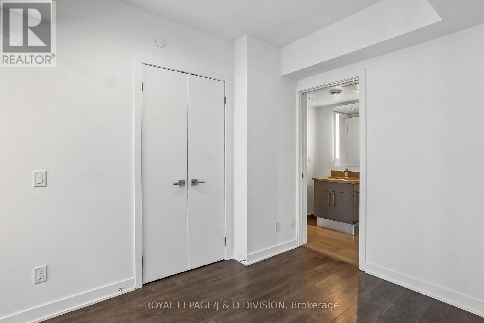 1705 - 188 Cumberland Street, Toronto, Ontario  M5R 0B6 - Photo 7 - C13216492
