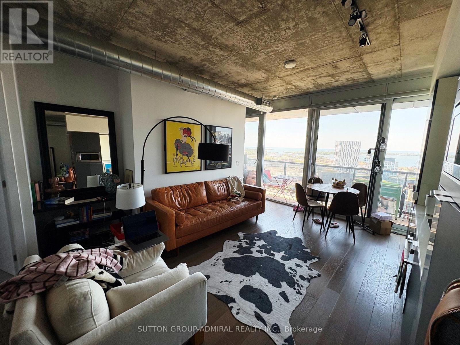 2301 - 170 Bayview Avenue, Toronto, Ontario  M5A 0M4 - Photo 2 - C13216498