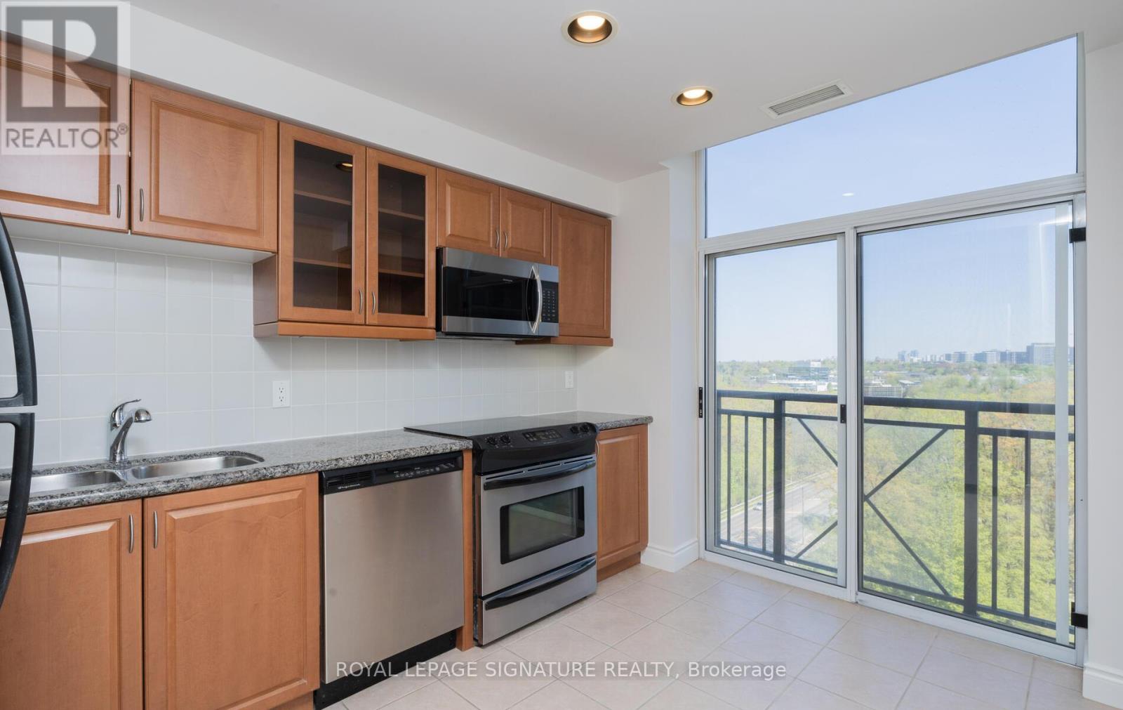 1106 - 1101 Leslie Street, Toronto, Ontario  M3C 4G3 - Photo 10 - C13216534