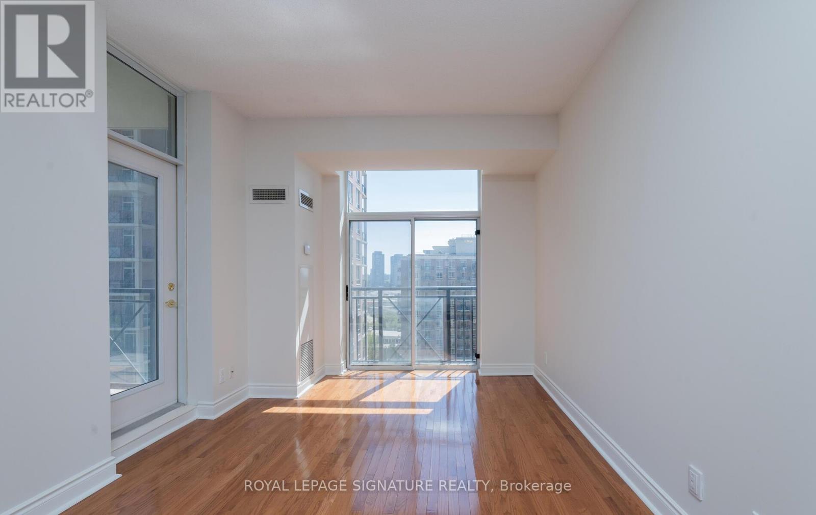 1106 - 1101 Leslie Street, Toronto, Ontario  M3C 4G3 - Photo 2 - C13216534
