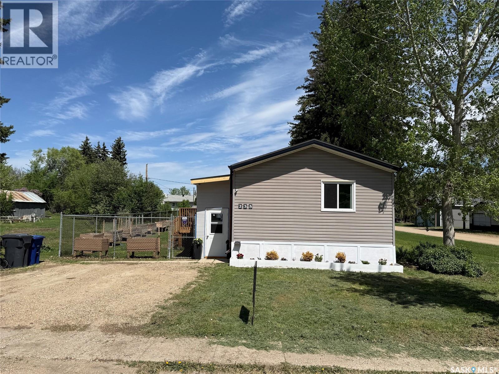 235 1st Avenue, Bradwell, Saskatchewan  S0K 0P0 - Photo 1 - SK037477