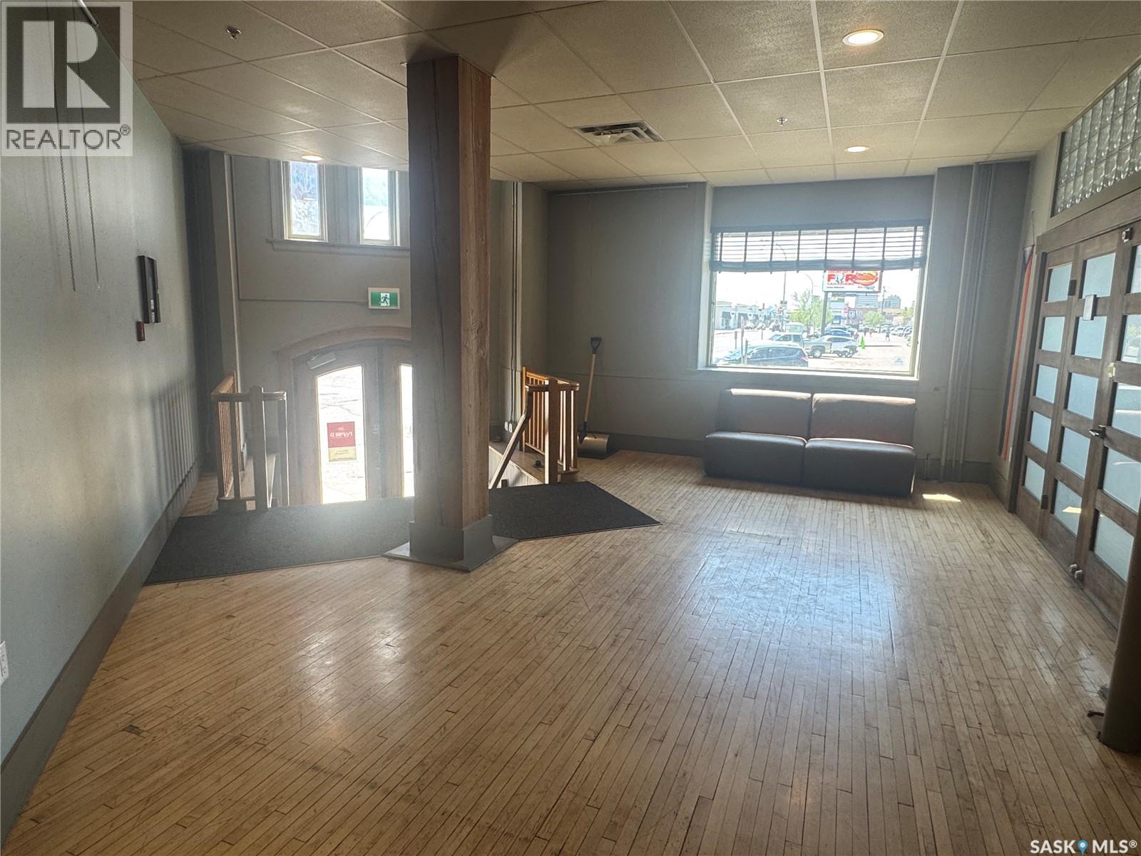 1170 Broad Street, Regina, Saskatchewan  S4R 1X8 - Photo 4 - SK037418