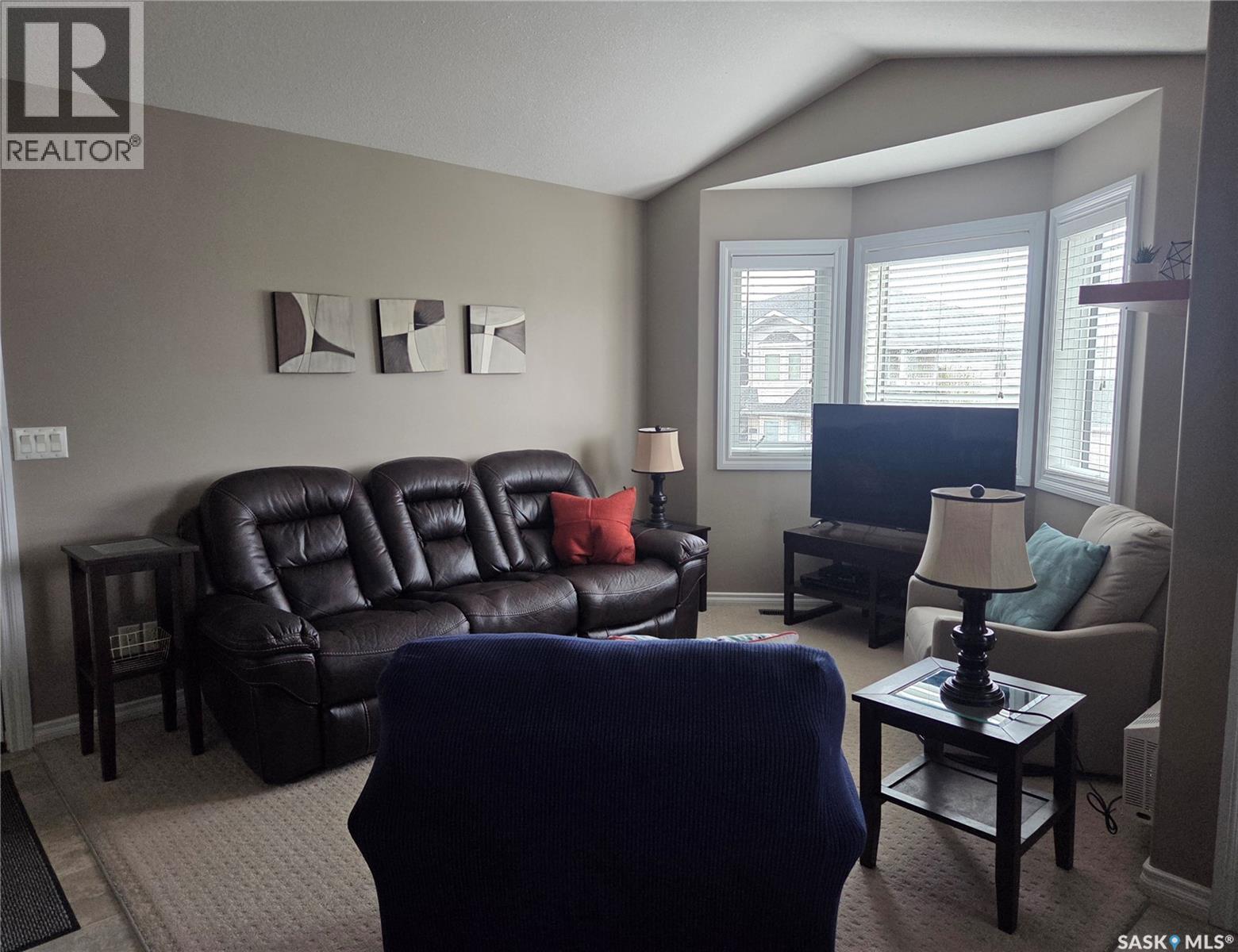 4144 Buckingham Drive E, Regina, Saskatchewan  S4V 3A9 - Photo 3 - SK037176
