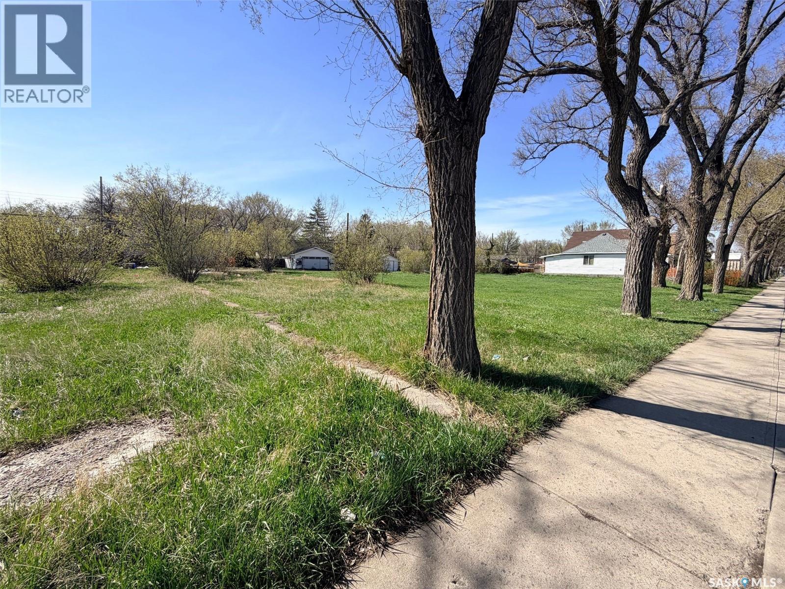 1272 Retallack Street, Regina, Saskatchewan  S4T 2H7 - Photo 3 - SK037148