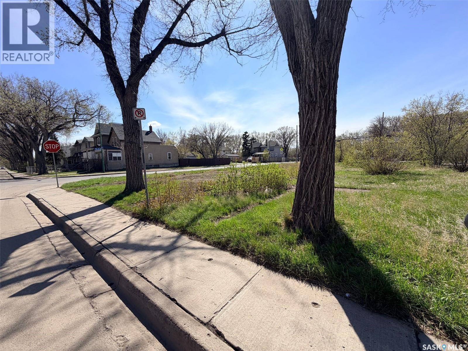1272 Retallack Street, Regina, Saskatchewan  S4T 2H7 - Photo 4 - SK037148
