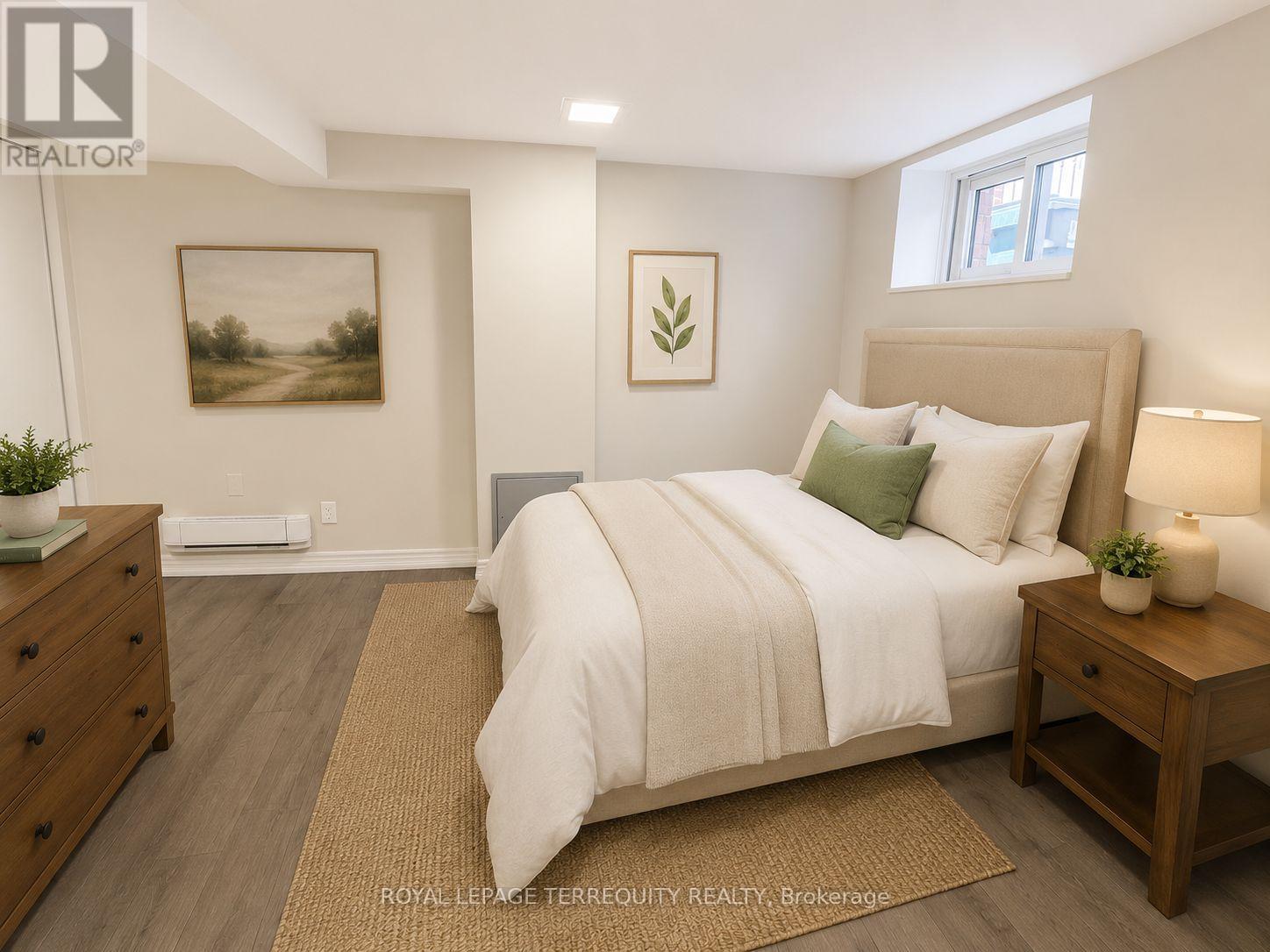 2 - 475 Woodbine Avenue, Toronto, Ontario  M4E 2H5 - Photo 2 - E13216442