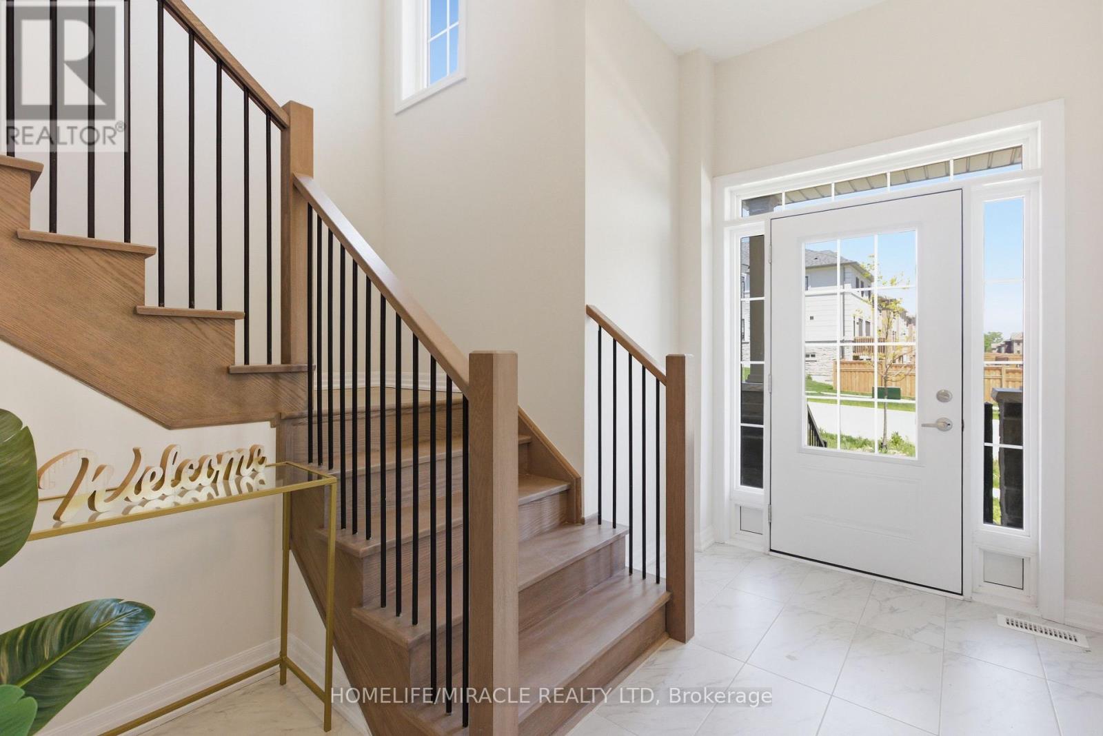 86 Belmont Drive, Clarington, Ontario  L1B 0W8 - Photo 4 - E13216464