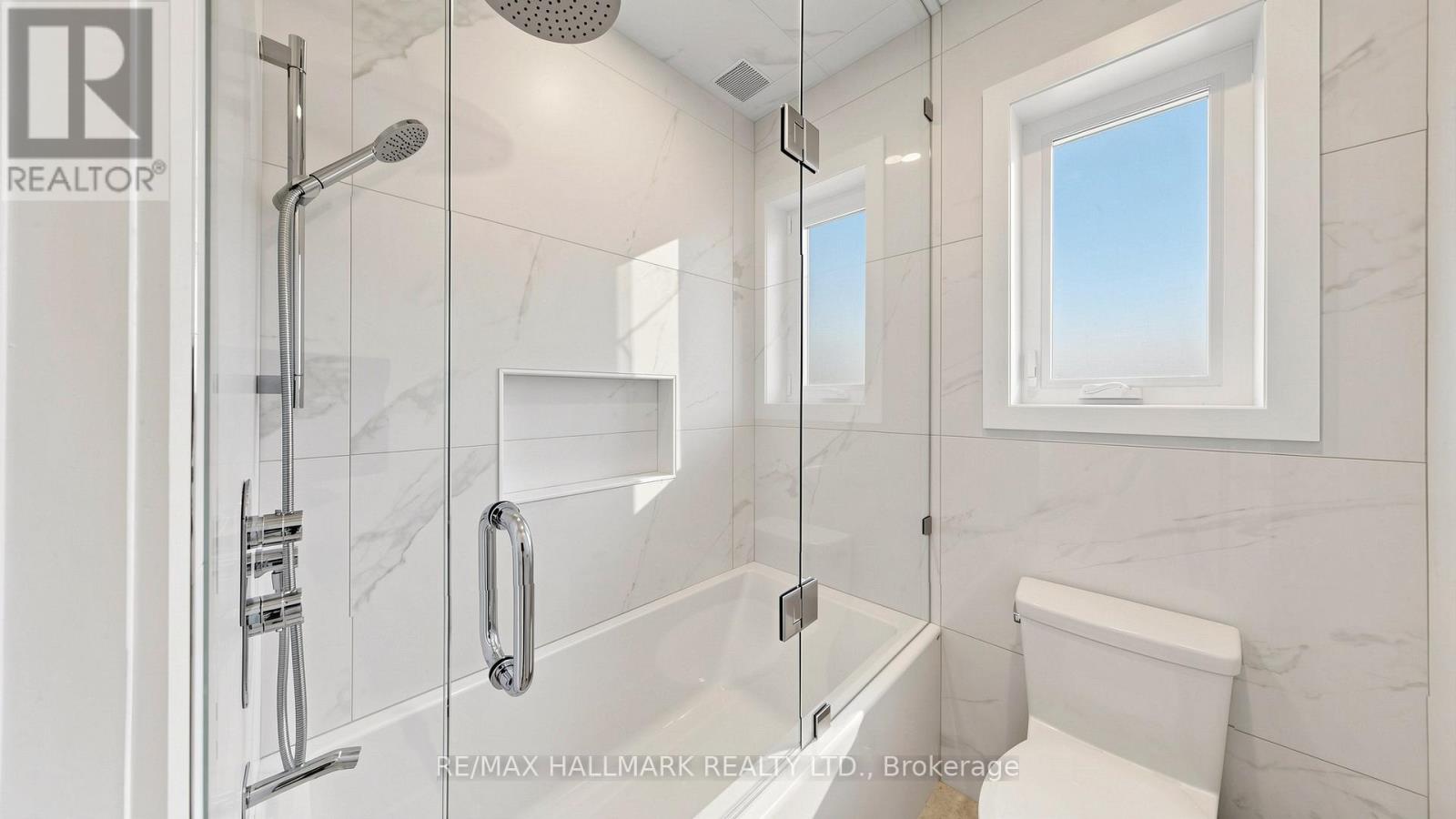 Second Floor - 367 Woodmount Avenue, Toronto, Ontario  M4C 4A6 - Photo 10 - E13216508