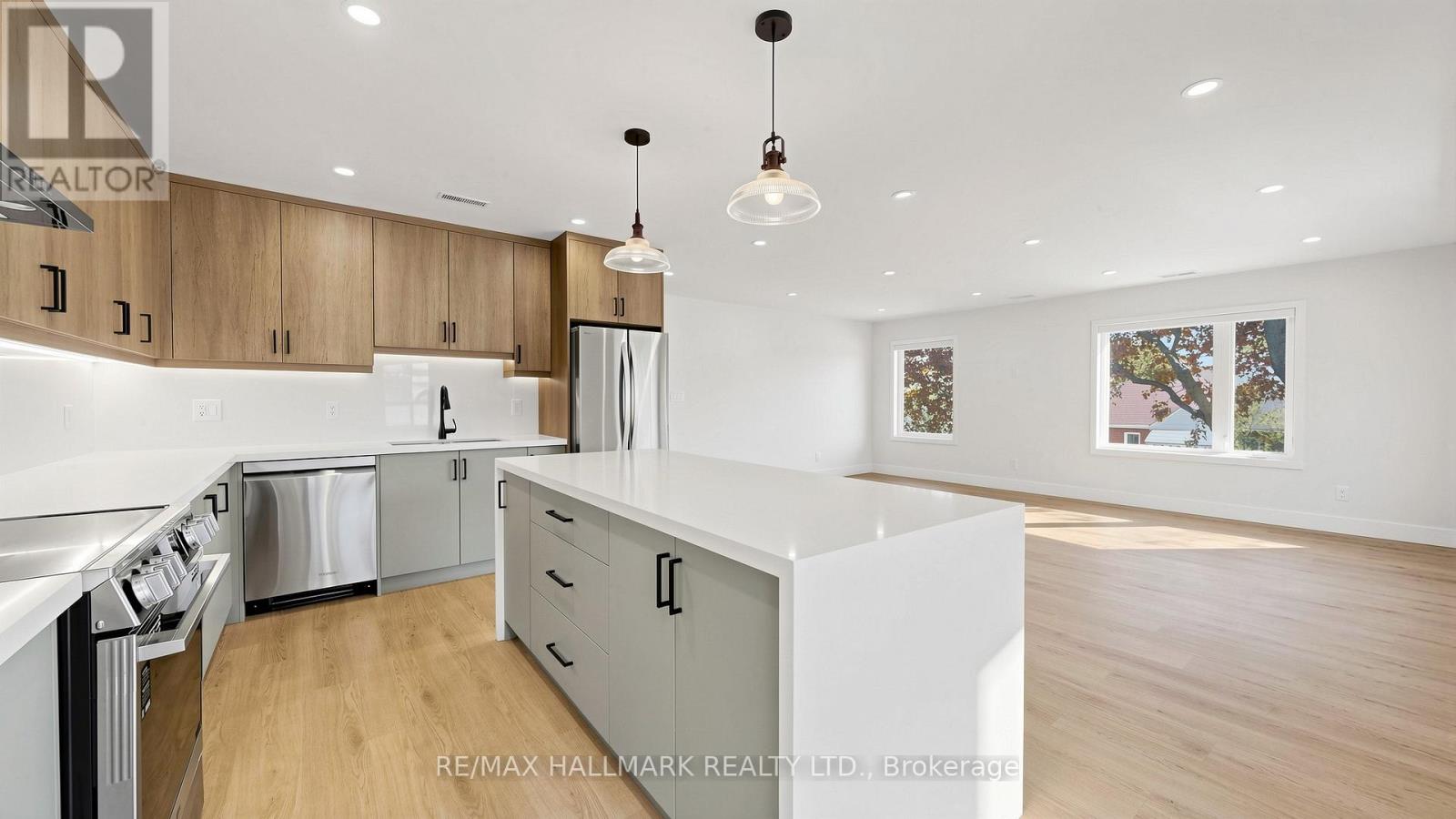 Second Floor - 367 Woodmount Avenue, Toronto, Ontario  M4C 4A6 - Photo 21 - E13216508