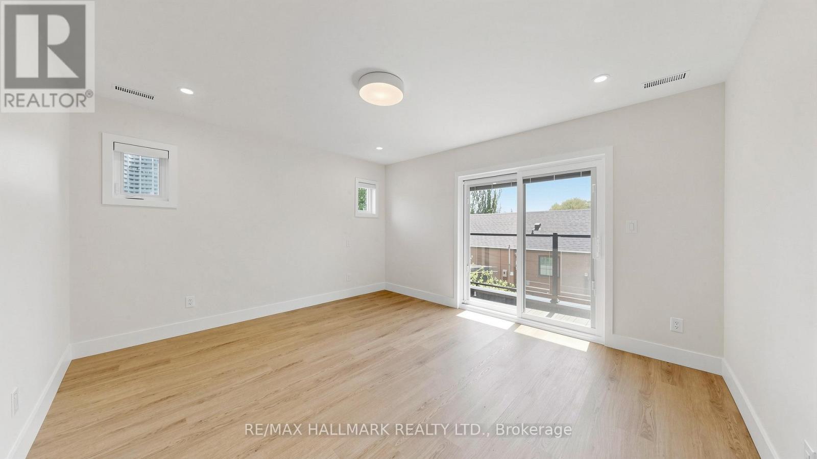Second Floor - 367 Woodmount Avenue, Toronto, Ontario  M4C 4A6 - Photo 27 - E13216508