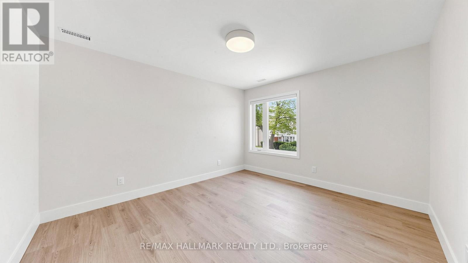 Second Floor - 367 Woodmount Avenue, Toronto, Ontario  M4C 4A6 - Photo 35 - E13216508