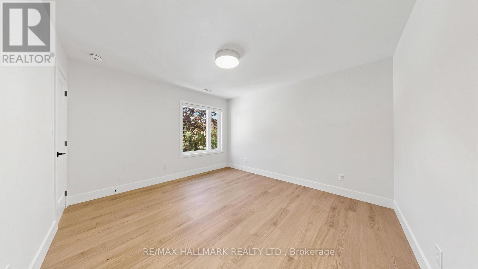Second Floor - 367 Woodmount Avenue, Toronto, Ontario  M4C 4A6 - Photo 36 - E13216508