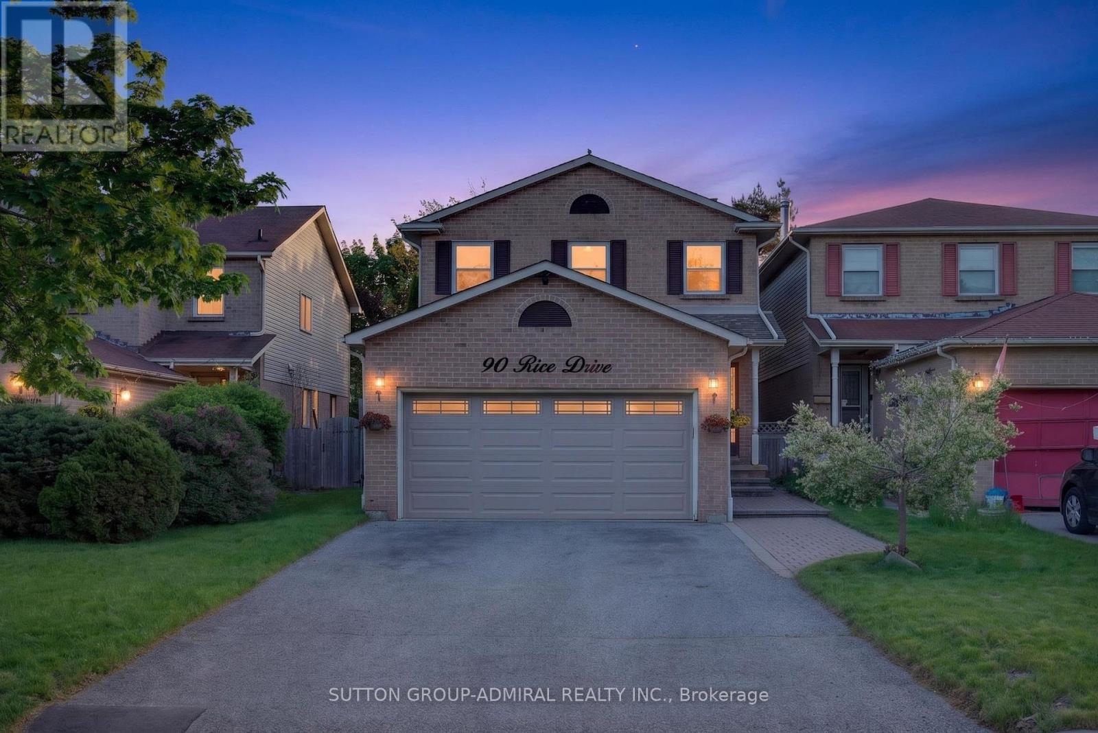 90 RICE DRIVE, Whitby, Ontario