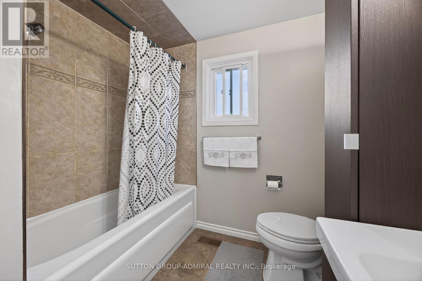 90 Rice Drive, Whitby, Ontario  L1N 7Y3 - Photo 25 - E13216510