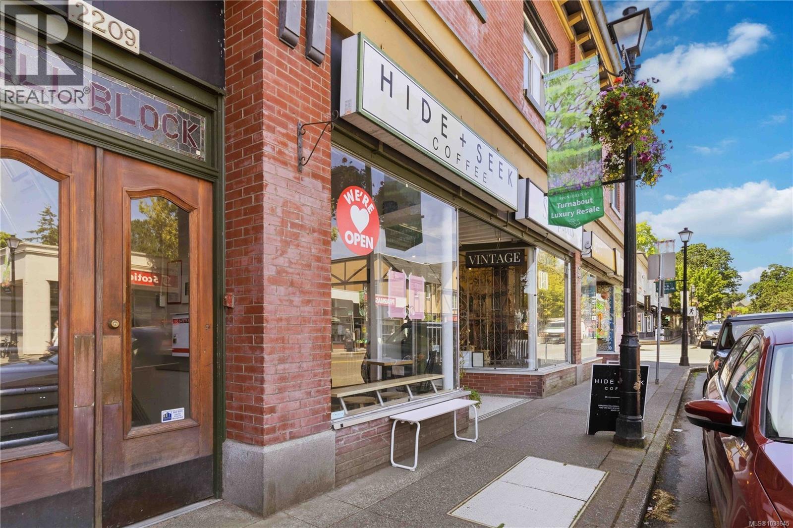 203 1665 Oak Bay Ave, Victoria, British Columbia  V8R 1B5 - Photo 42 - 1038645
