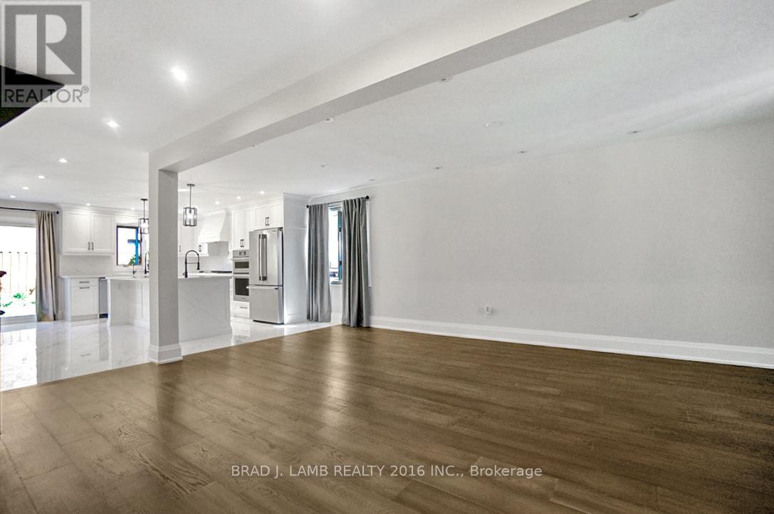 62 Royal Garden Boulevard, Vaughan, Ontario  L4L 7C2 - Photo 10 - N13216400
