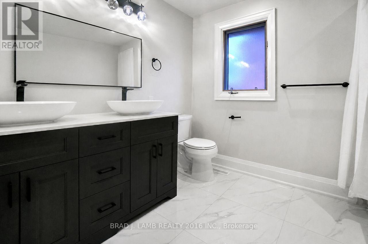 62 Royal Garden Boulevard, Vaughan, Ontario  L4L 7C2 - Photo 14 - N13216400