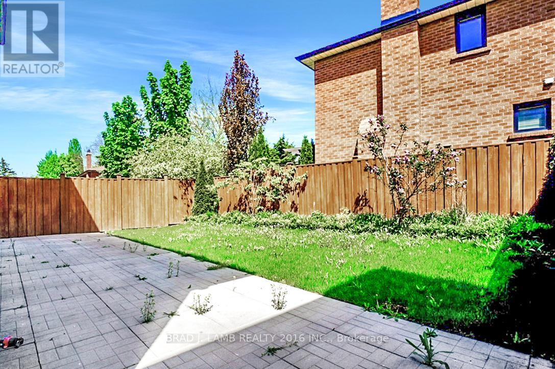 62 Royal Garden Boulevard, Vaughan, Ontario  L4L 7C2 - Photo 26 - N13216400