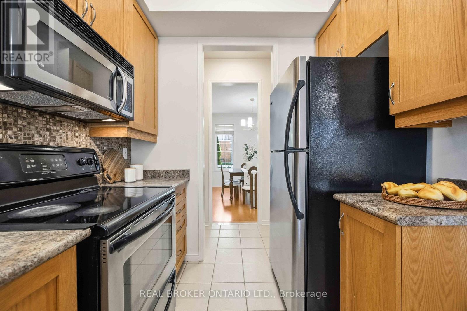 3 Evaridge Drive, Markham, Ontario  L6B 1E9 - Photo 15 - N13216500